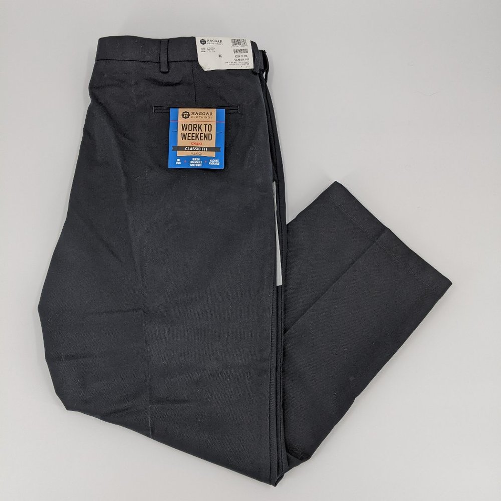 Haggar Pleated Classic Fit Khaki Men's 42x30